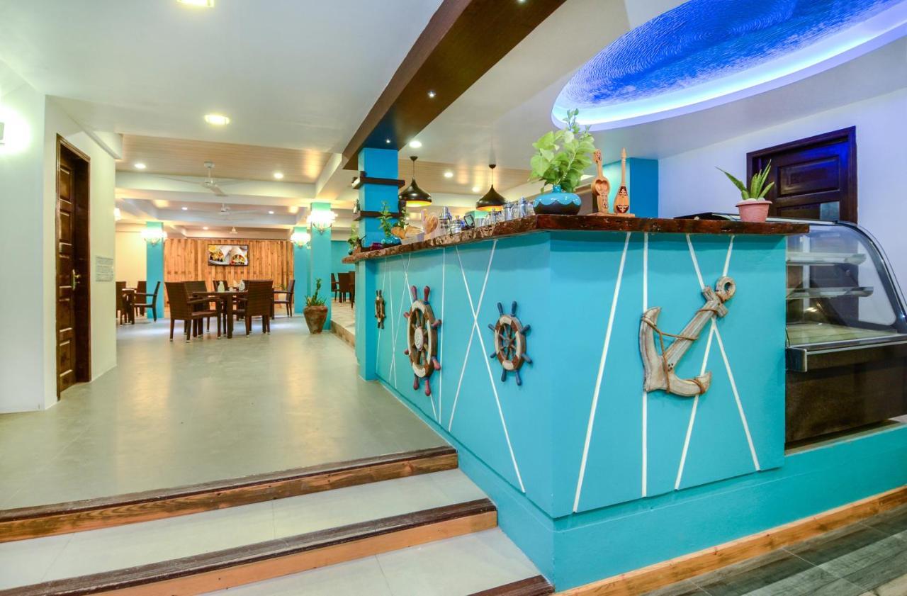 Aquzz Hotel & Spa - Maldives Maafushi Exterior foto