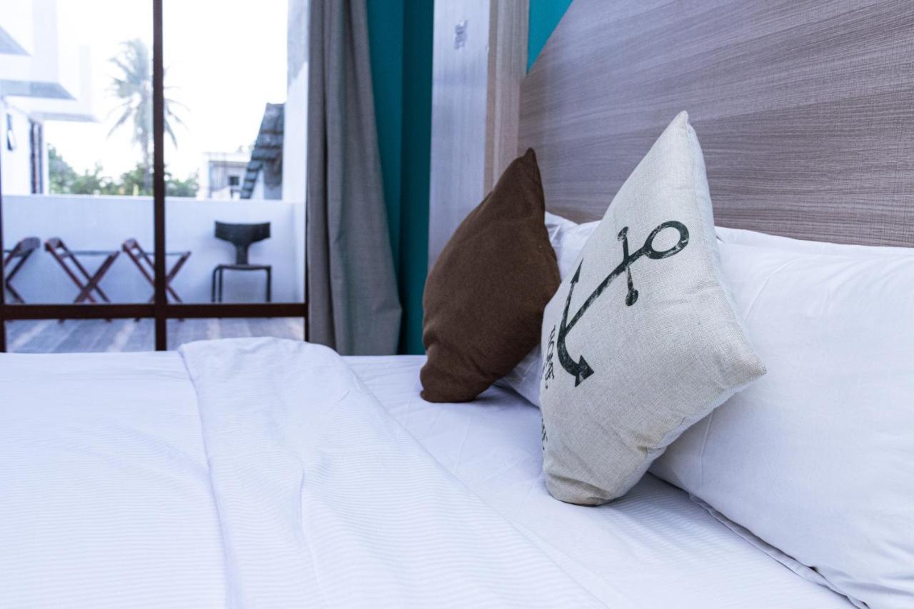 Aquzz Hotel & Spa - Maldives Maafushi Exterior foto