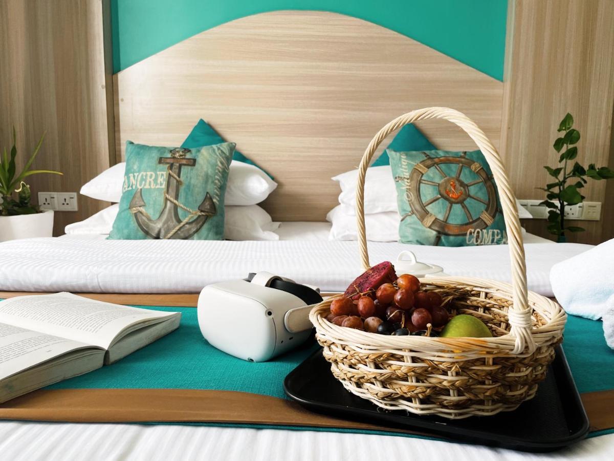 Aquzz Hotel & Spa - Maldives Maafushi Exterior foto